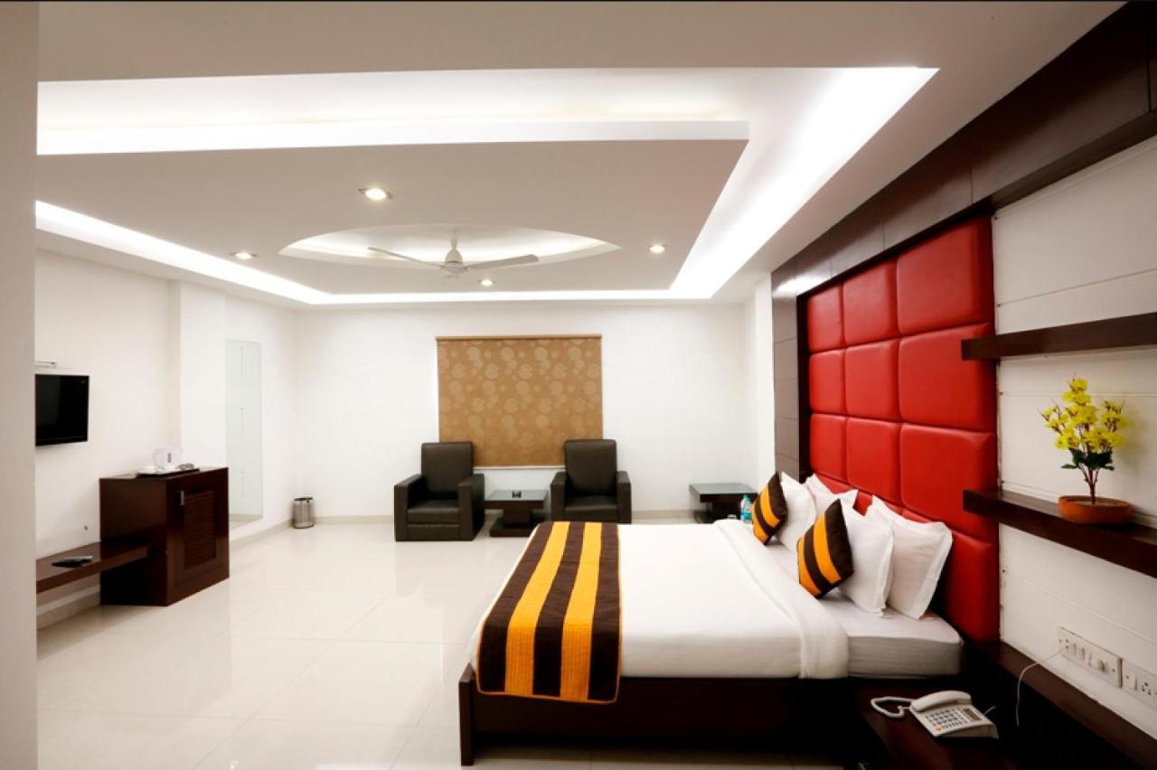 Hotel Anand International New Delhi Luaran gambar